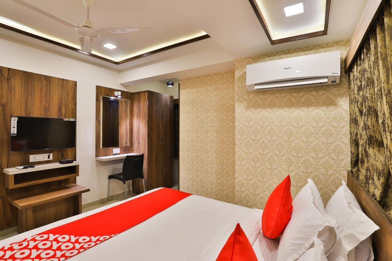 Oyo 24950 Hotel Shree Balaji Residency Ахмедабад Екстериор снимка