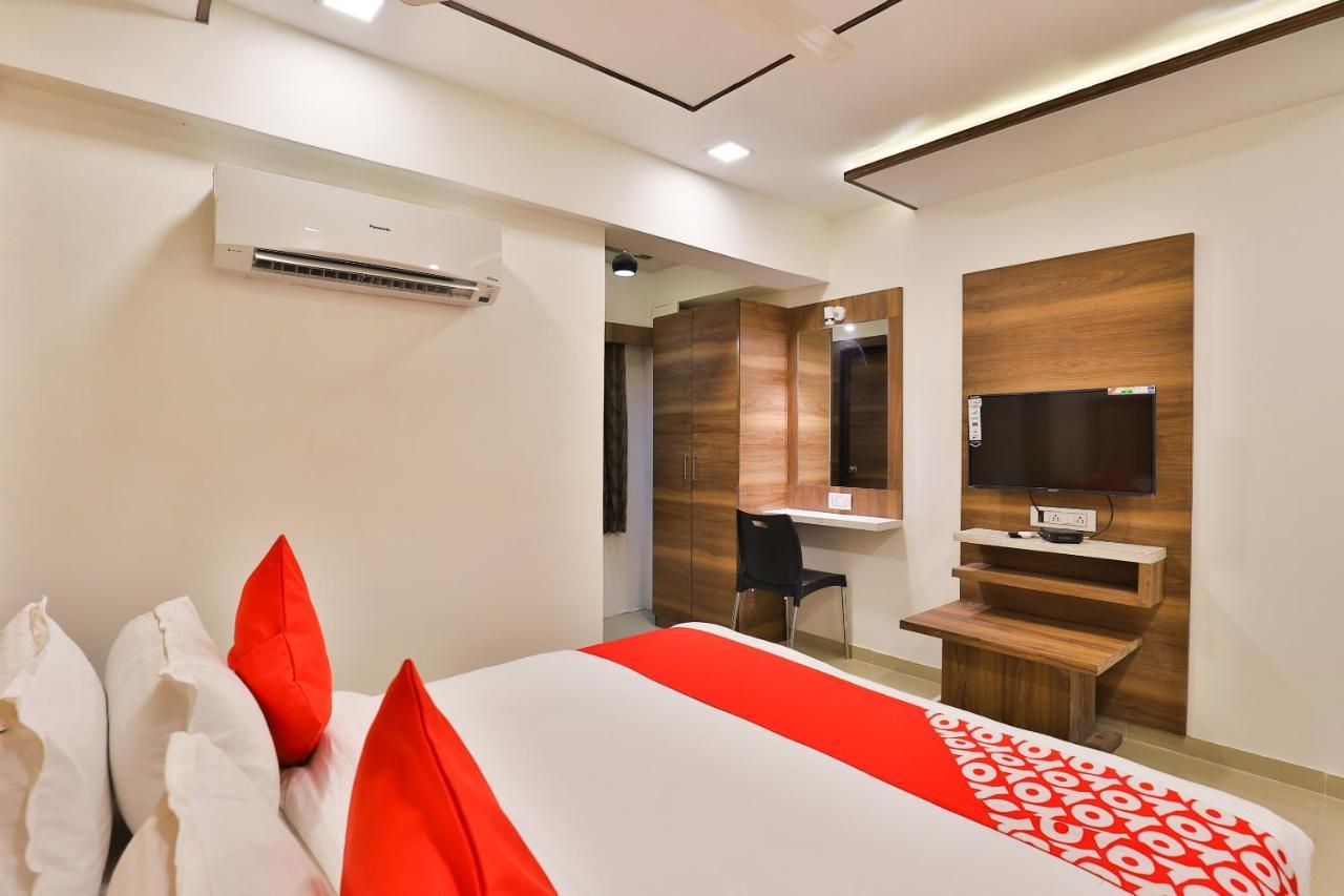 Oyo 24950 Hotel Shree Balaji Residency Ахмедабад Екстериор снимка